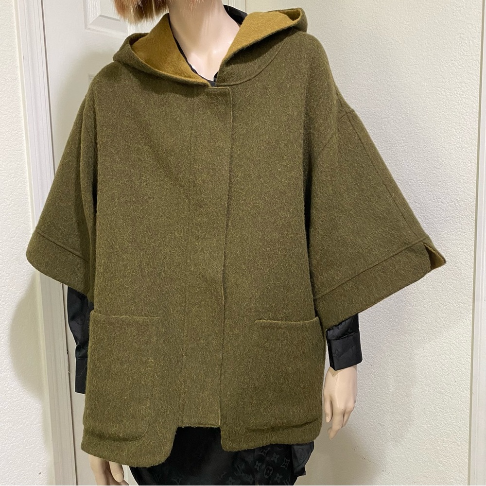ALPACA INTERNATIONAL Olive Green Baby Alpaca/Wool Blend Hooded Poncho Sweater M